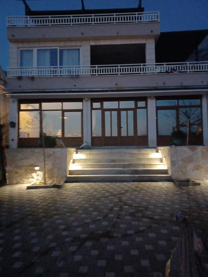 Apartments Kurilj Makarska Esterno foto