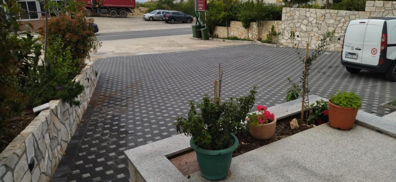 Apartments Kurilj Makarska Esterno foto