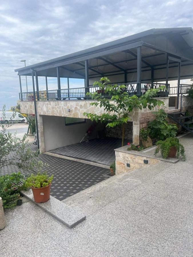 Apartments Kurilj Makarska Esterno foto
