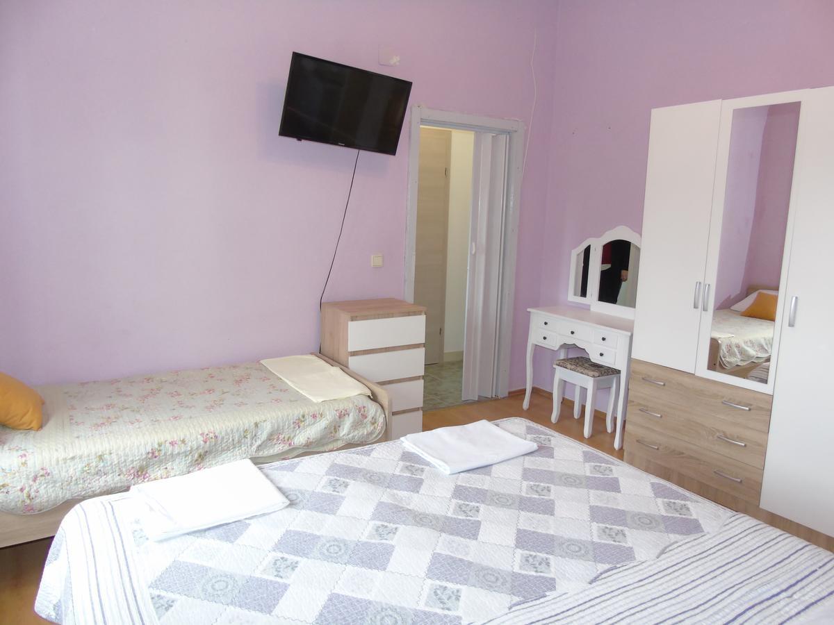 Apartments Kurilj Makarska Esterno foto
