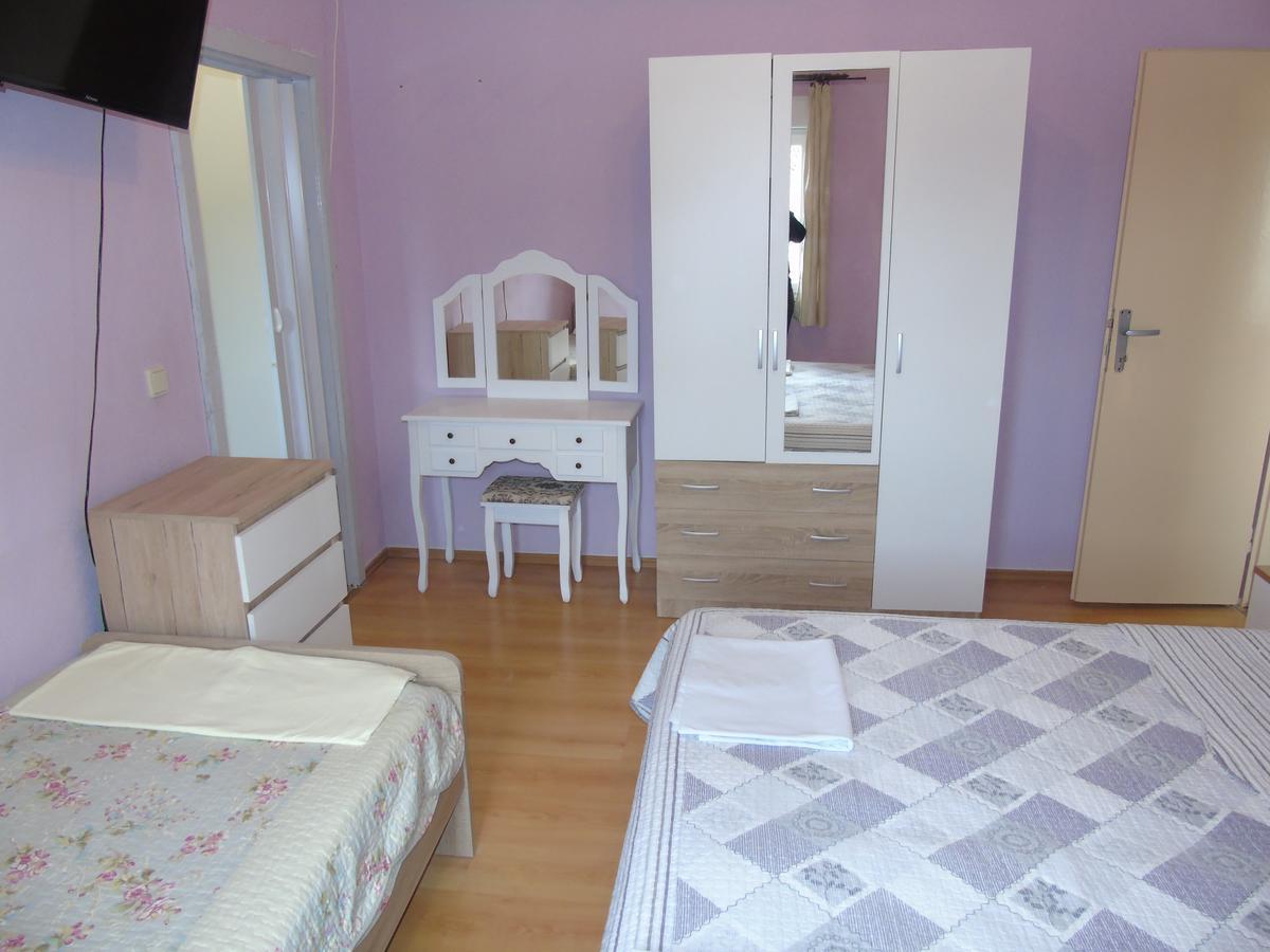 Apartments Kurilj Makarska Esterno foto