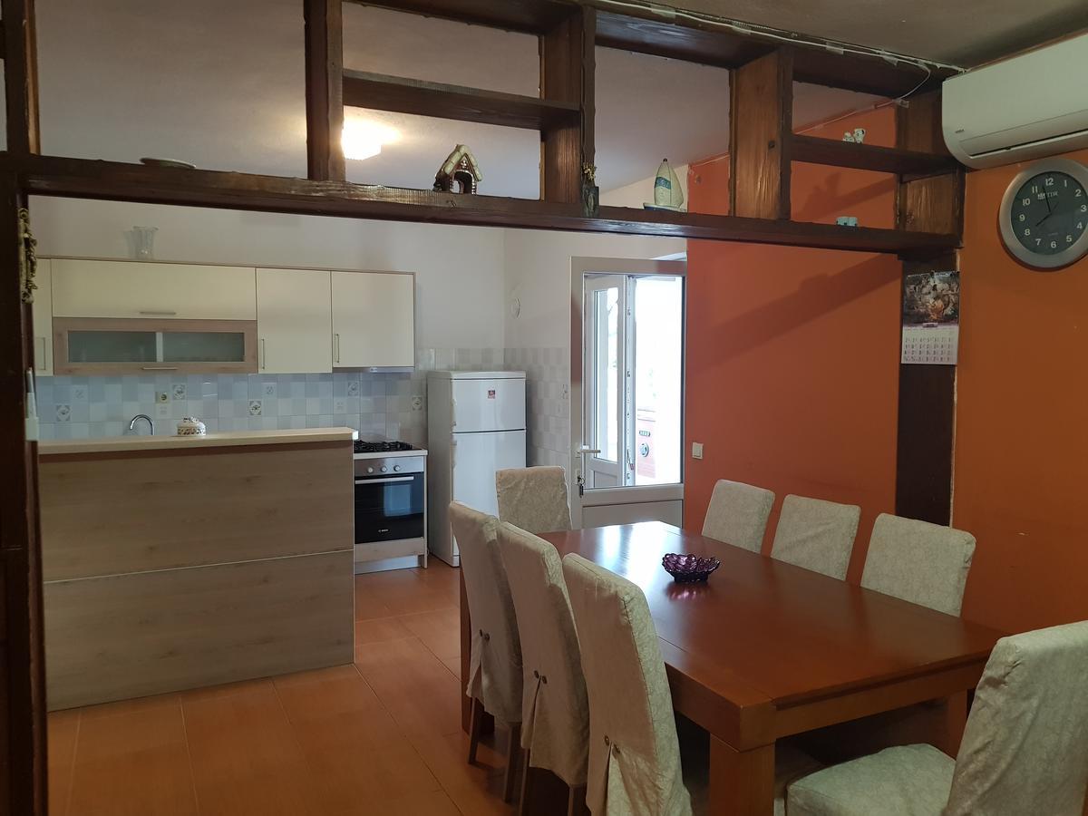 Apartments Kurilj Makarska Esterno foto